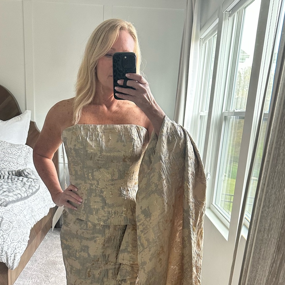 STUNNING Mon Cheri Montage gold grey-silver cream formal MOB or MOG dress EUC - Picture 8 of 8